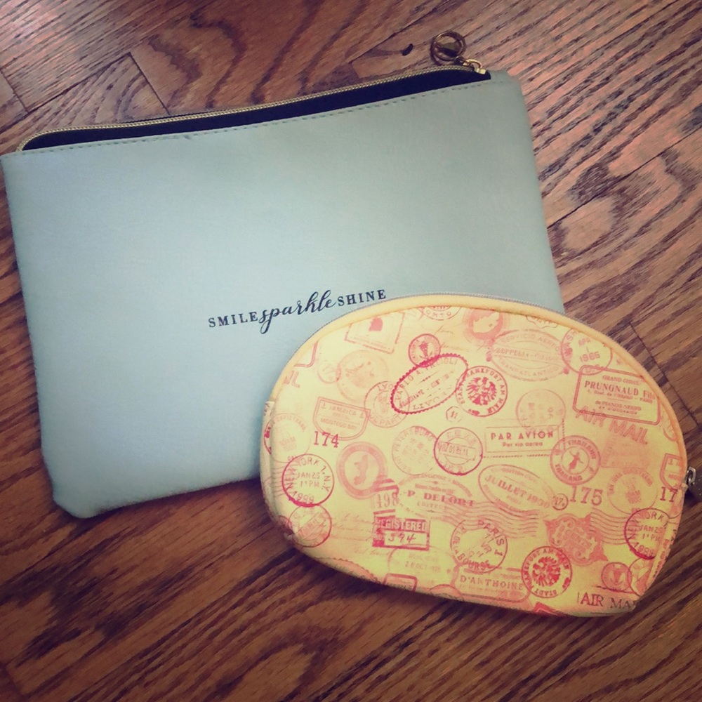 Make up bags set of 2!